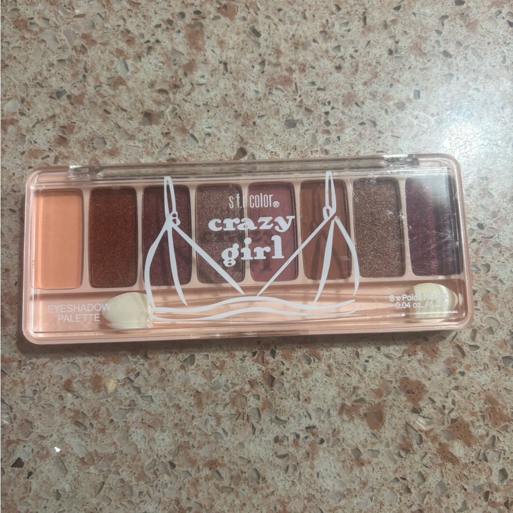 🚨Crazy Girl Eyeshadow Palette